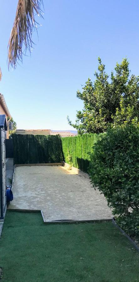 Gite De Larmonys Gigean Bagian luar foto